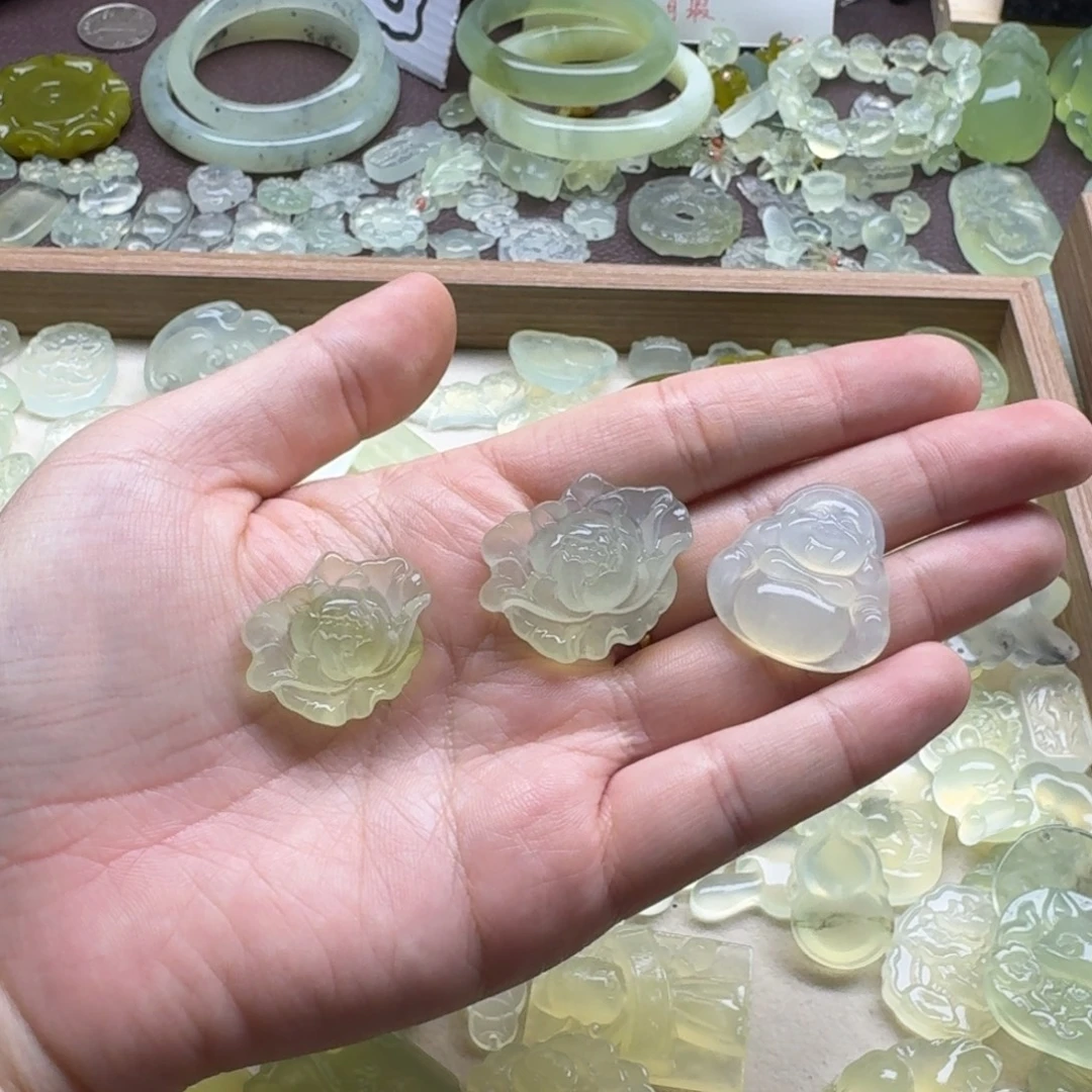 ꧁****蛇纹石玉合金颈饰