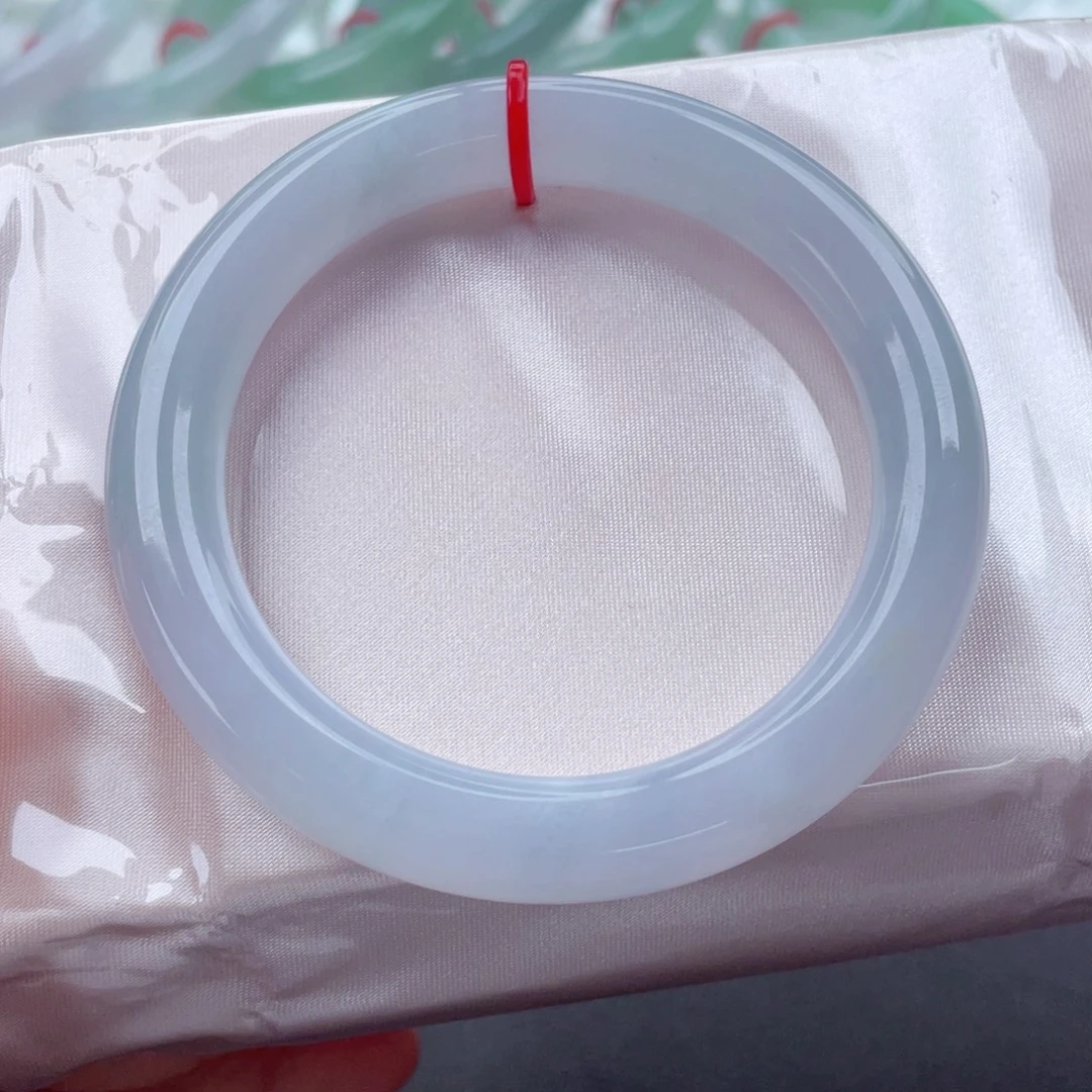 未镶嵌手镯（圆镯）翡翠5758圈