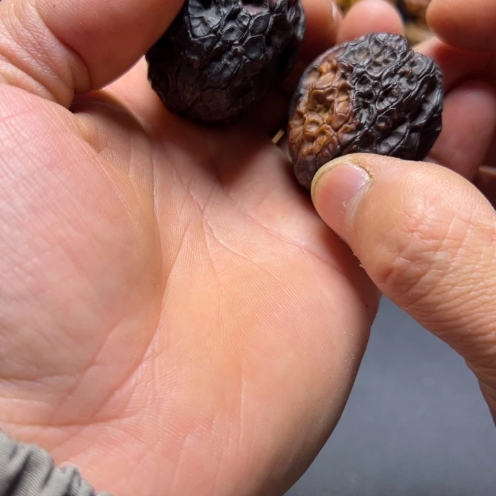 文玩核桃吊坠B紫衣将军磅38mm