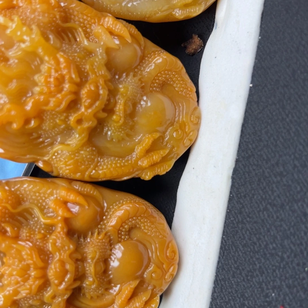 石英质玉（黄龙玉）未镶嵌多样化发货