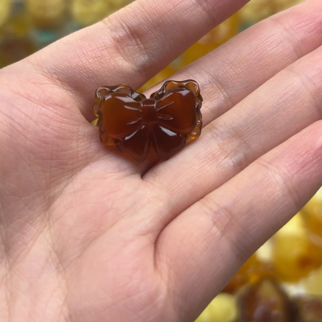 裸石琥珀未镶嵌吃***妹琥珀配饰打孔不退不换
