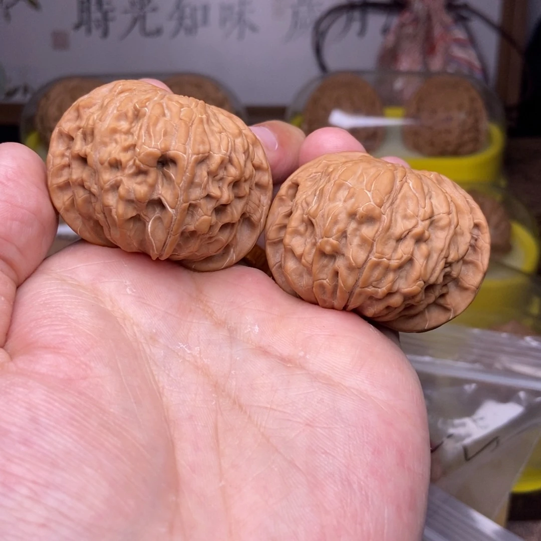 文玩核桃吊坠全品45尺磨盘正磨展台品