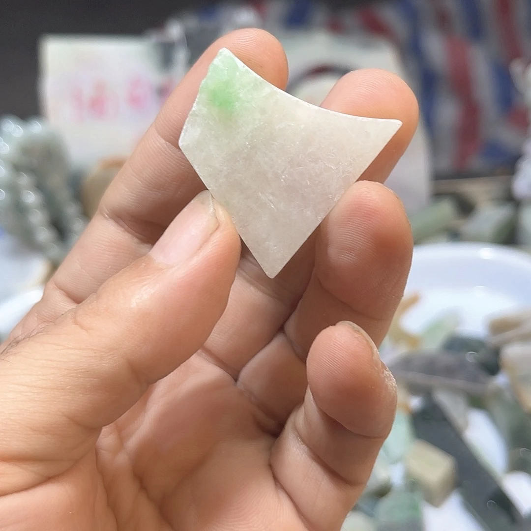 颈饰未镶嵌翡翠翡翠天然翡翠天然翡翠