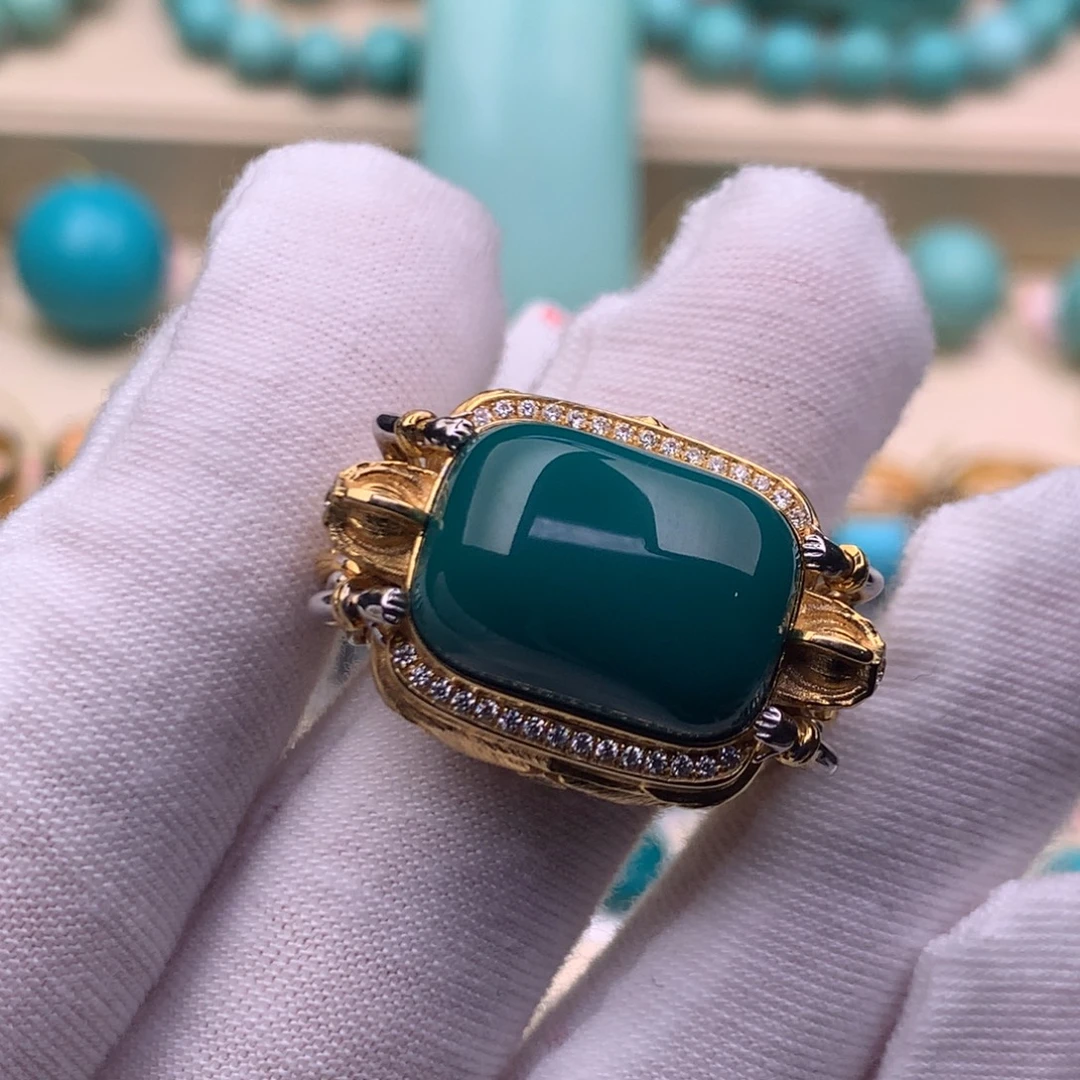 火***星绿松石18K金镶嵌珠宝奇石