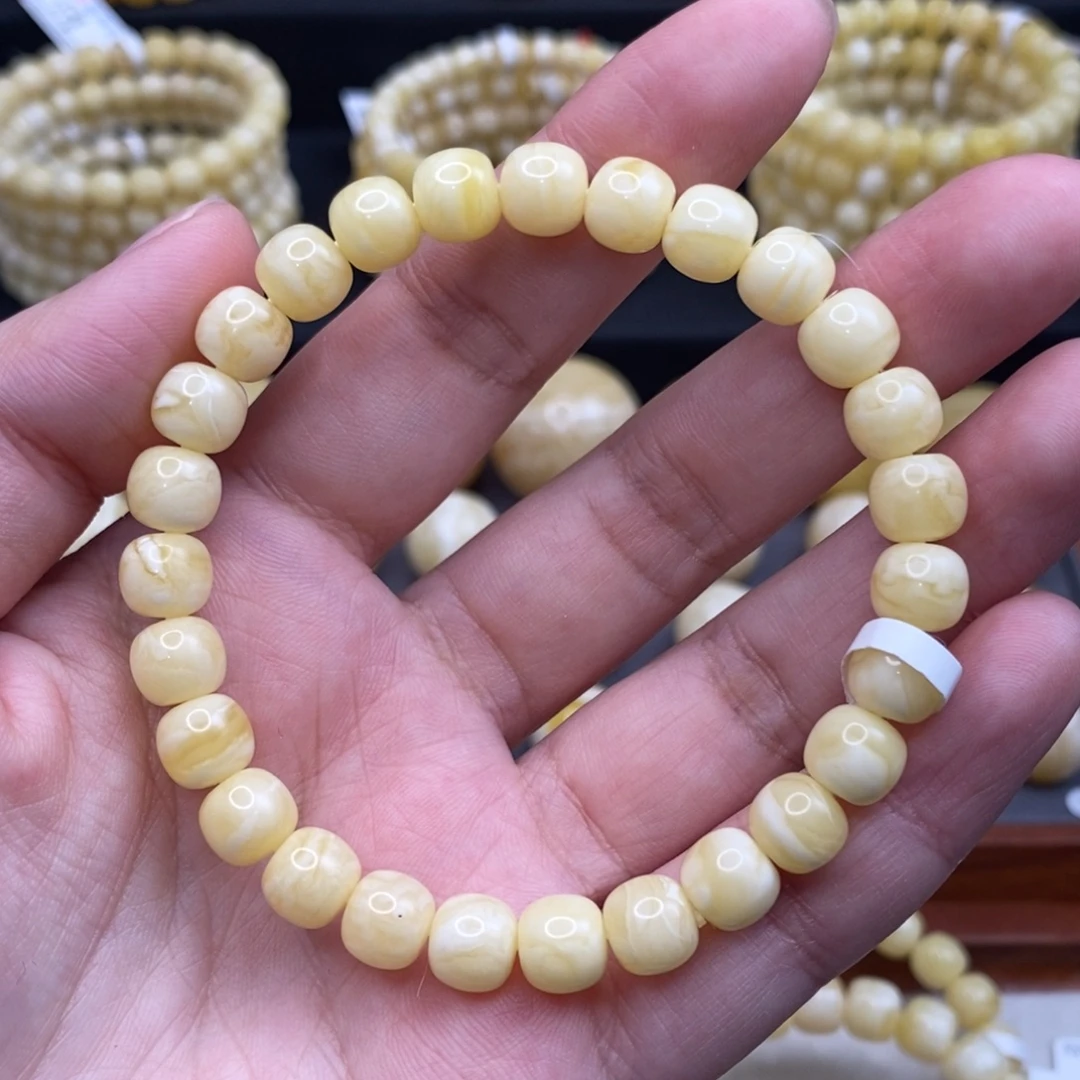 蜜蜡未镶嵌珠宝奇石8