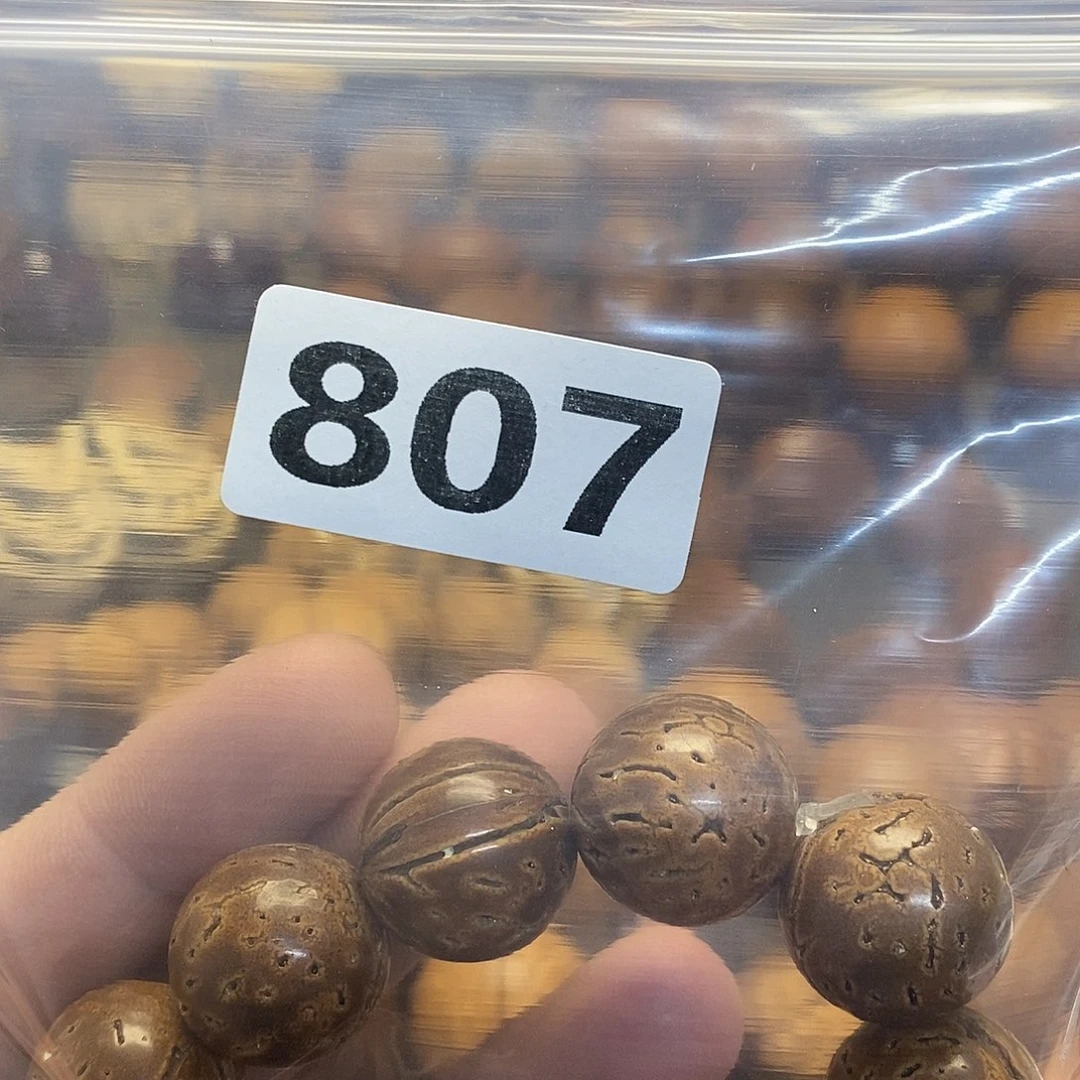 吊坠橄榄核不**节