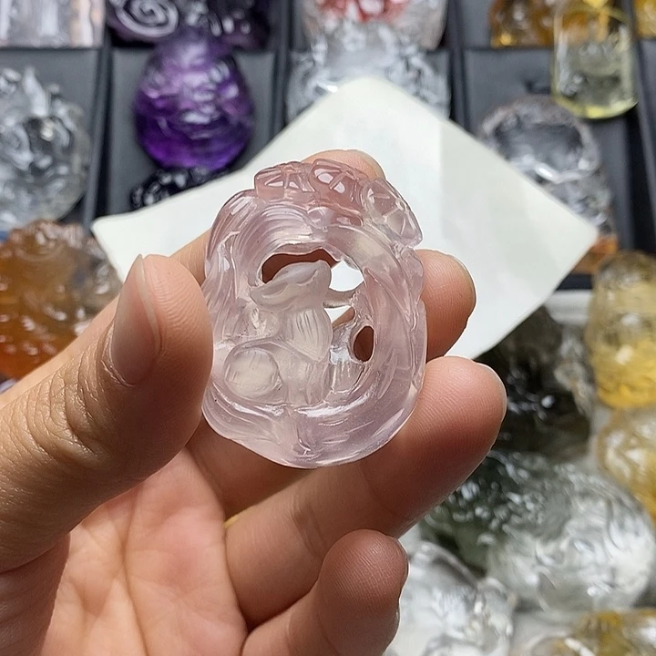 水晶颈饰未镶嵌水晶吊坠