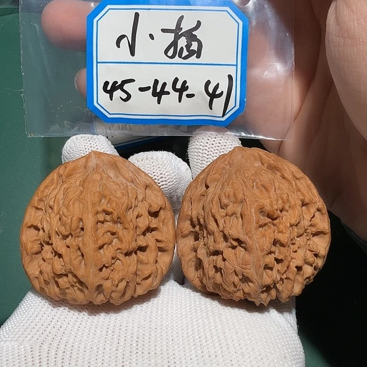 文玩核桃吊坠南疆62