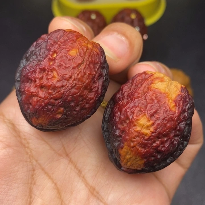 文玩核桃吊坠39尺铁蛤蟆