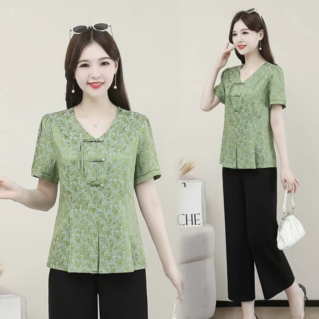 夏季新款时尚中老年女装气质百搭遮肉显瘦V领盘扣提花女士衬衫