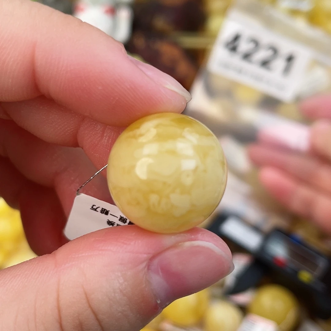 蜜蜡未镶嵌珠宝奇石18.9