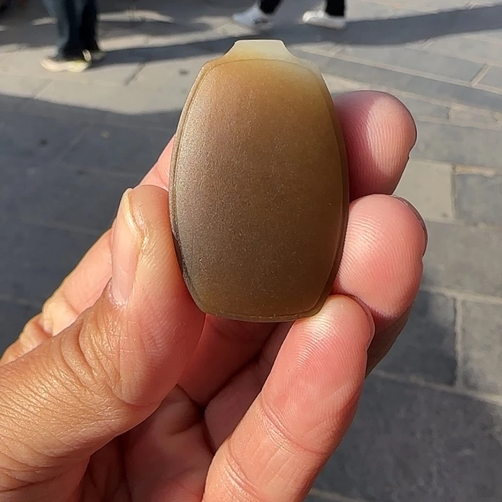 和田玉（糖玉）未镶嵌颈饰新疆且末糖