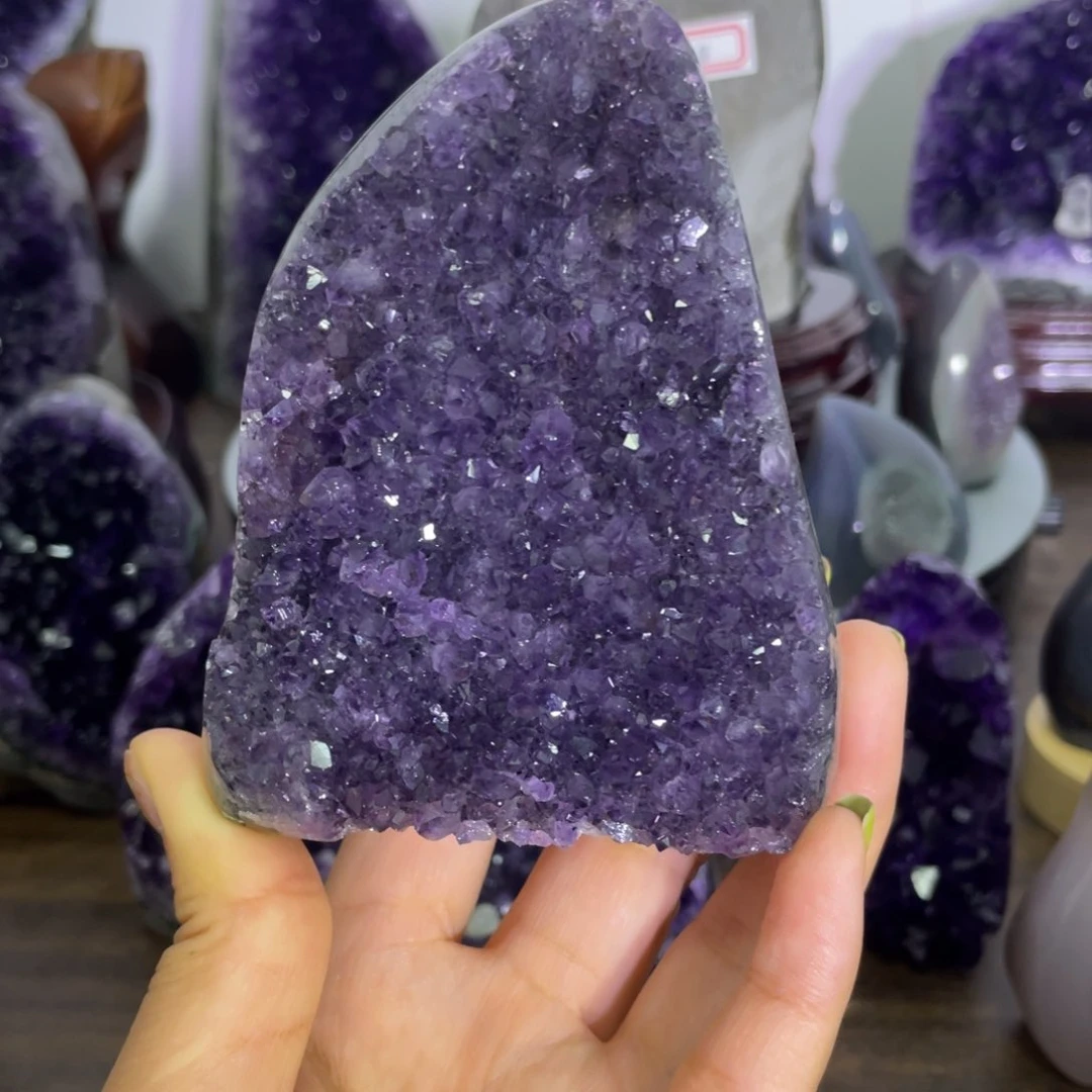 未镶嵌紫晶大型摆件（非配饰）