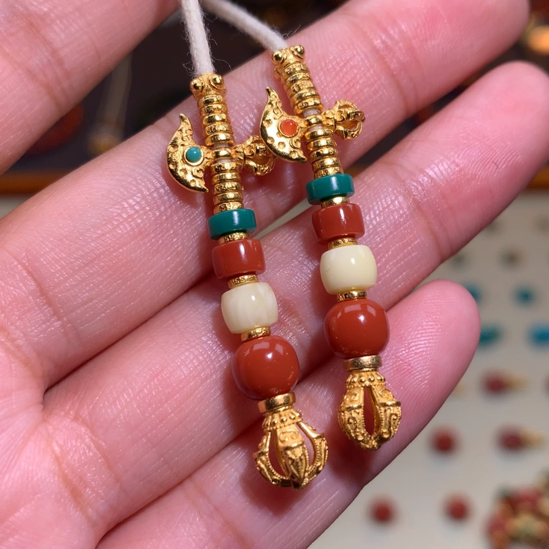 颈饰未镶嵌南红玛瑙