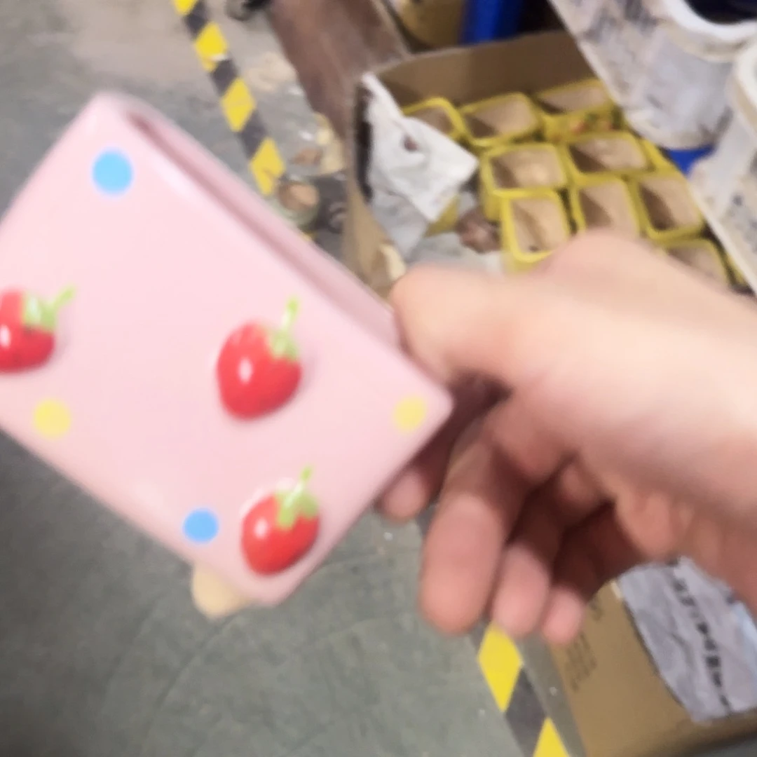 -福利局库存尾单·有孔花盆当天满9元发