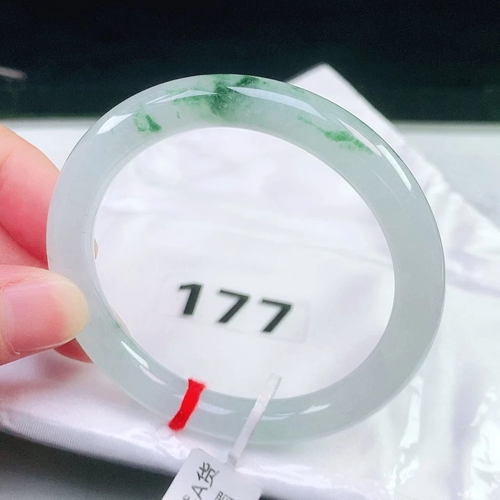 翡翠未镶嵌手镯（圆镯）177