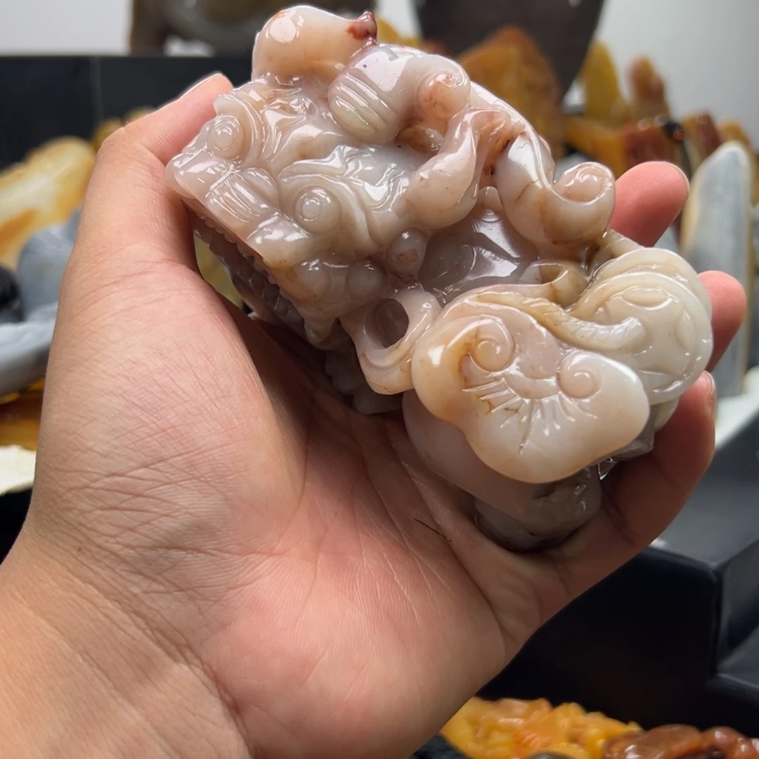 石英质玉（黄龙玉）未镶嵌黄龙玉