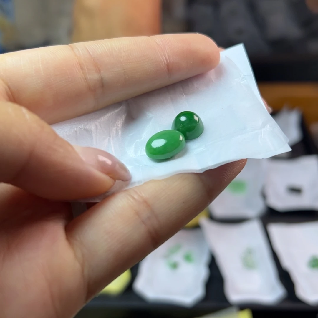 【闪购商品】定制翡翠未镶嵌拒**庸翡翠