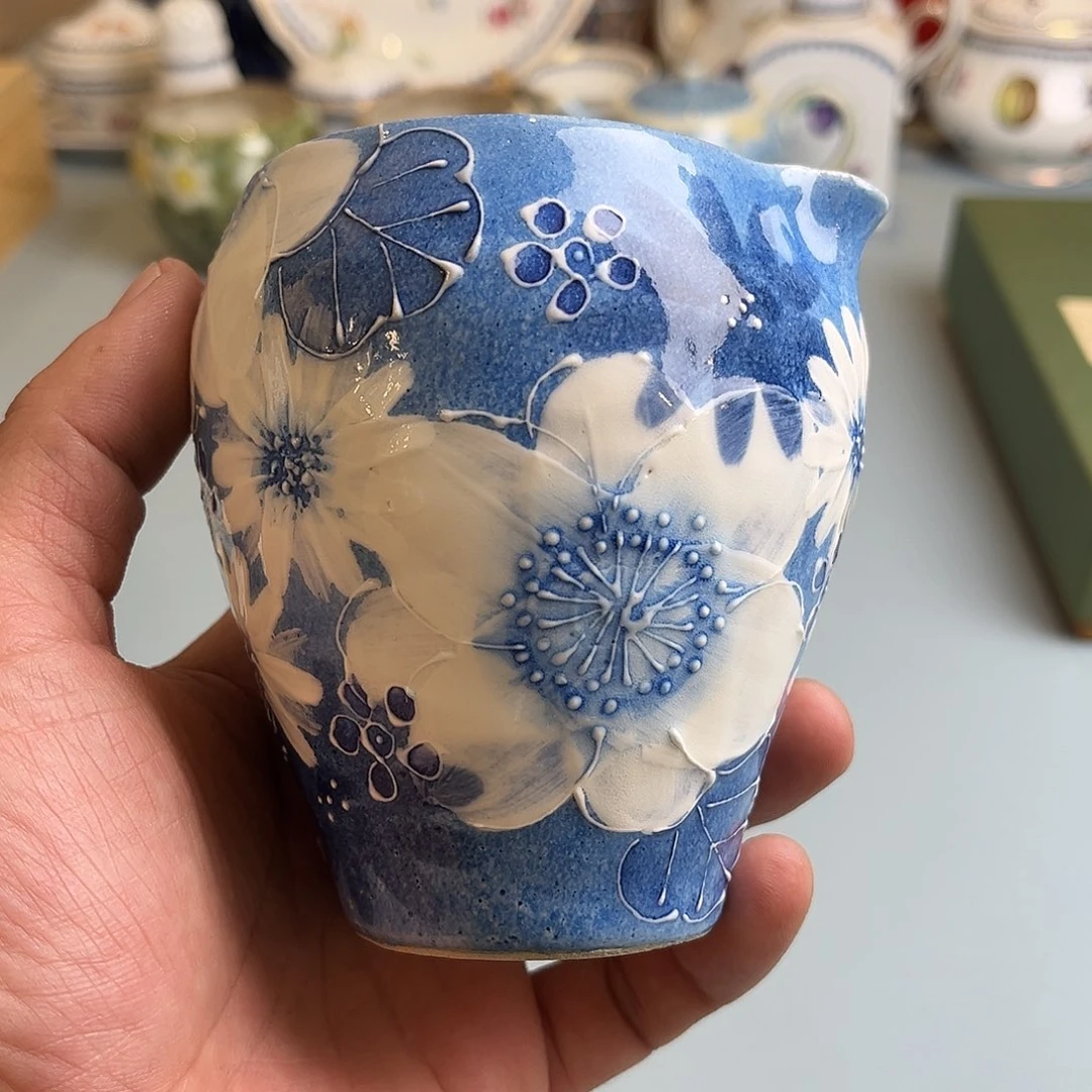 盖碗y***g在一起是为了你开心吧笑着