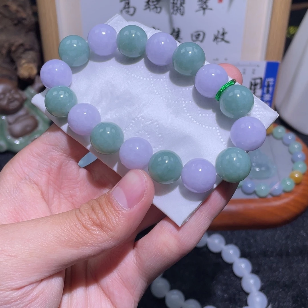 定制翡翠未镶嵌手串