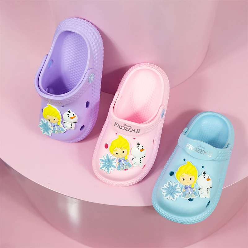 夏季女童卡通儿童洞洞鞋女童凉拖鞋小童家居防滑女孩软底沙滩鞋