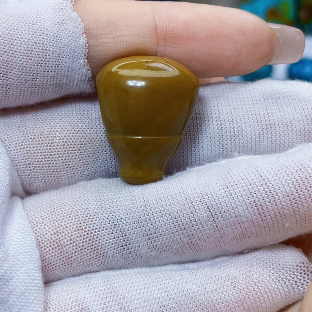 绿松石未镶嵌饰品