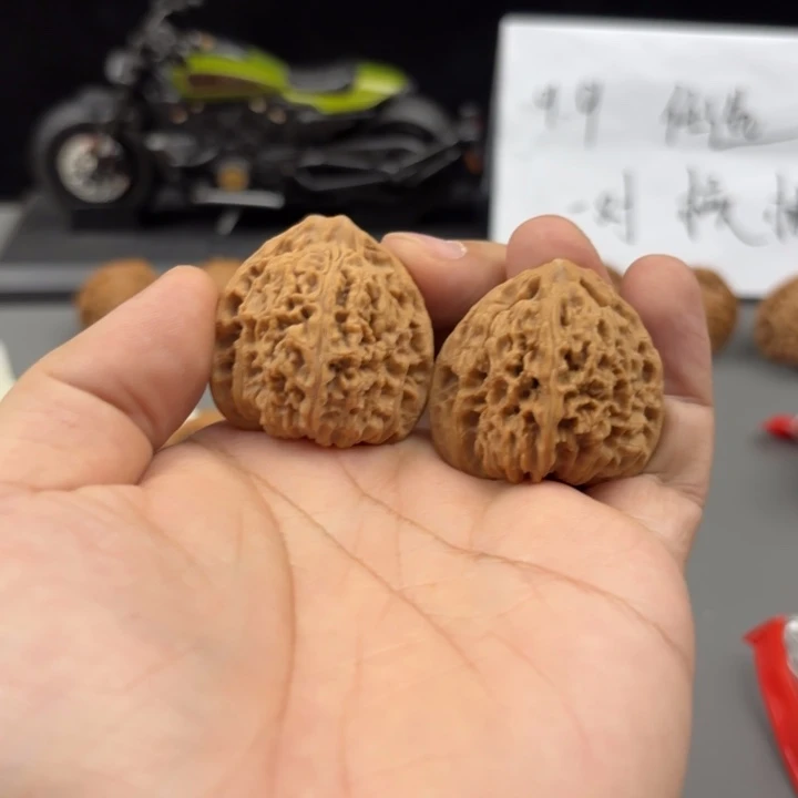 猴头核桃吊坠南疆