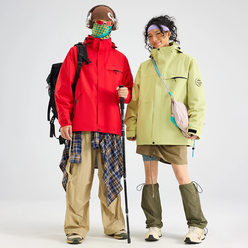 2025新款美式时尚冲锋衣外套男三合一户外防风防水夹克登山服女