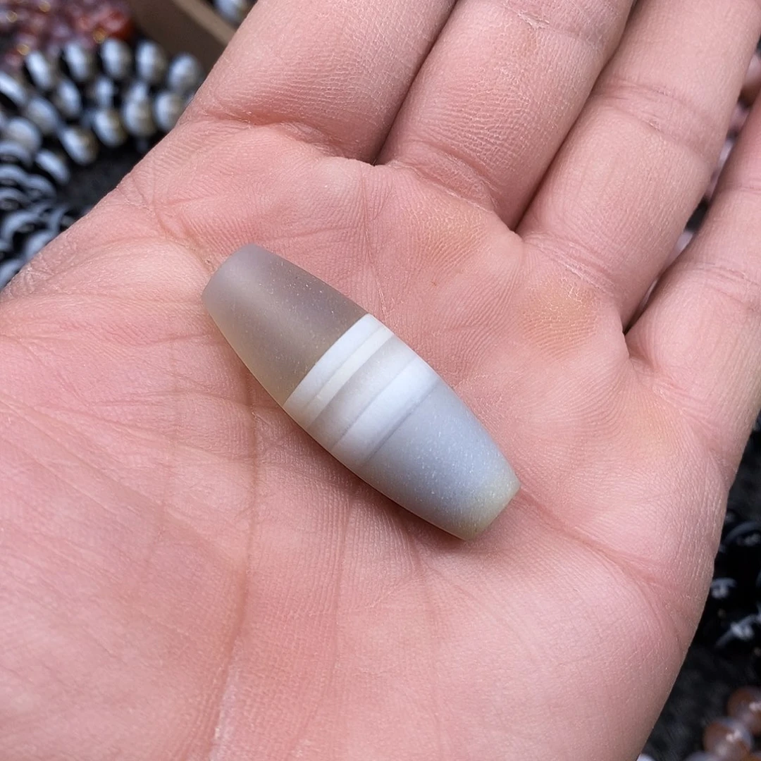 小***r玛瑙/玉髓未镶嵌手链