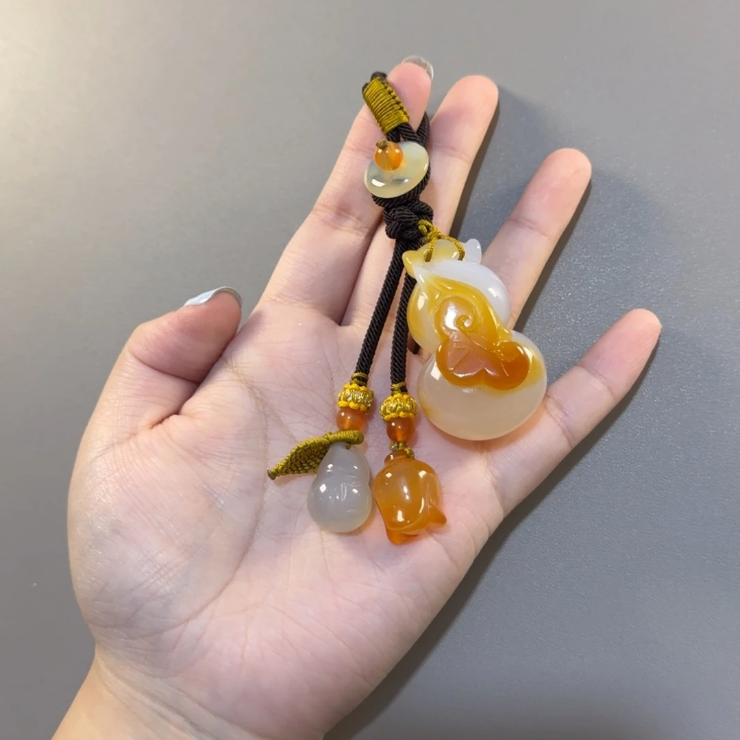 玛瑙/玉髓未镶嵌钥匙挂件
