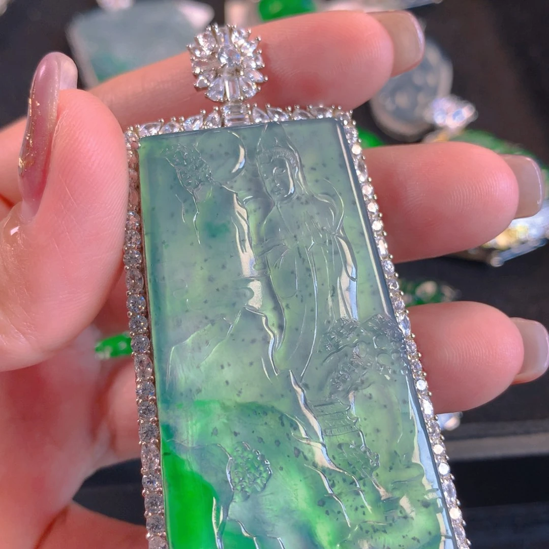 翡翠颈饰银S925镶嵌翡翠