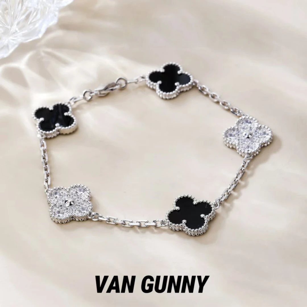 925银手链 【熊猫手链】19cm经典手链满锆时尚百搭手链S9059