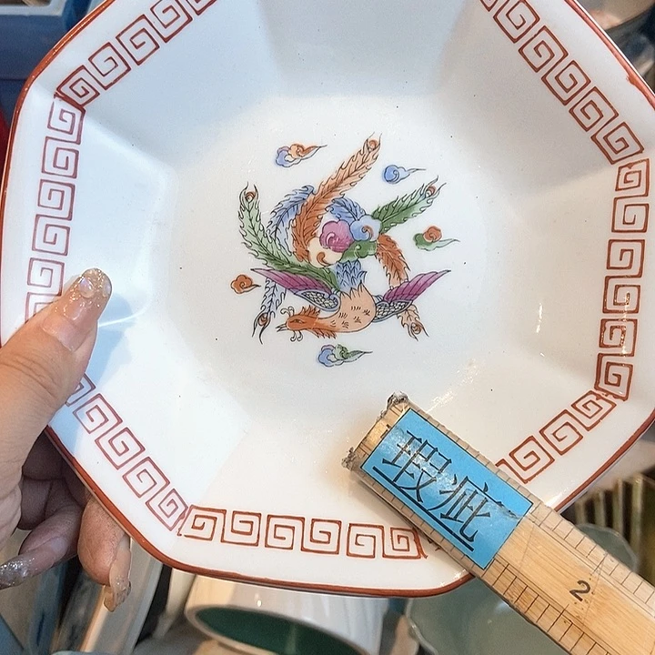 瓷片哈哈哈哈哈哈哈哈啊