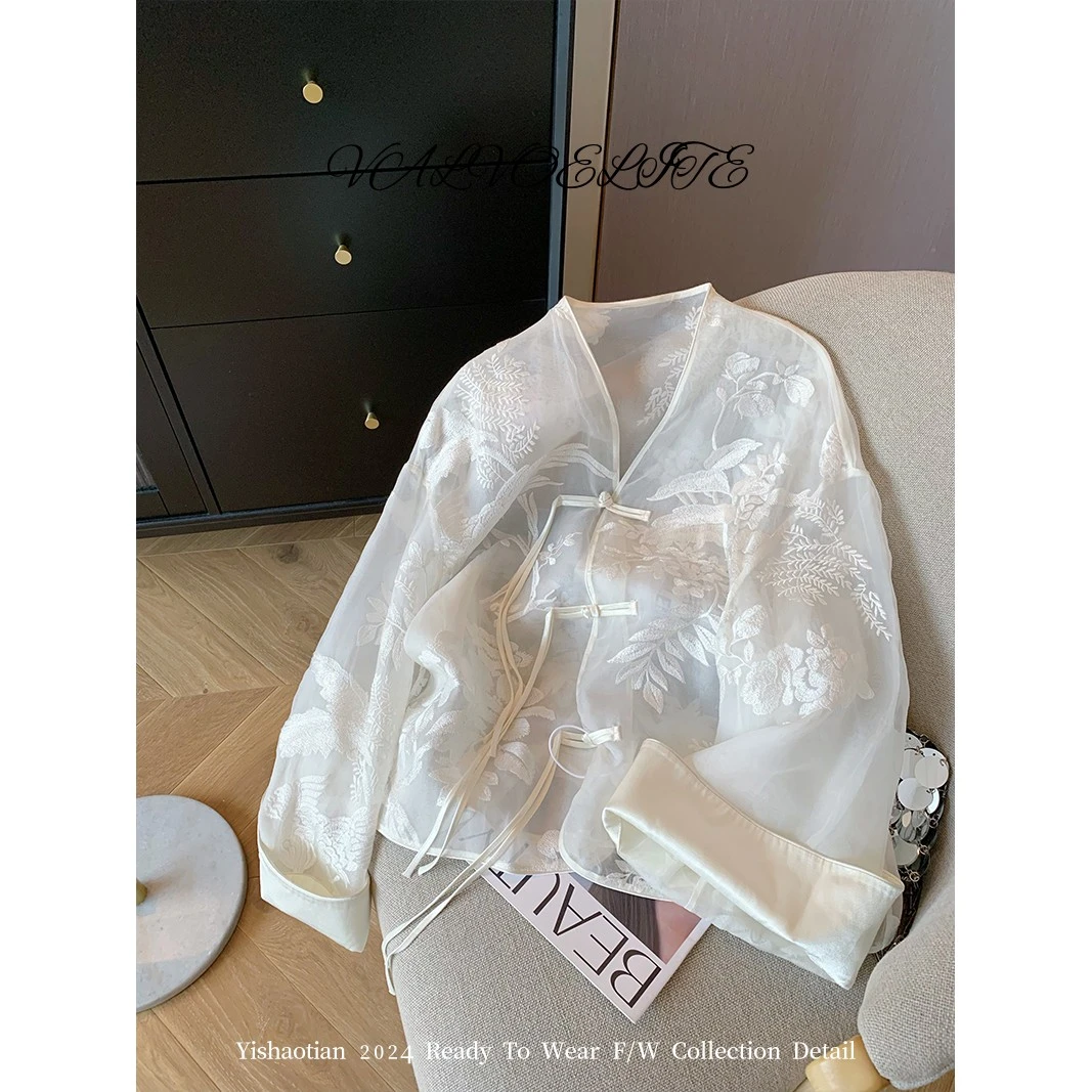 新中式白色香榭白茶提花v领盘扣外套女2025国风微透别致漂亮小衫