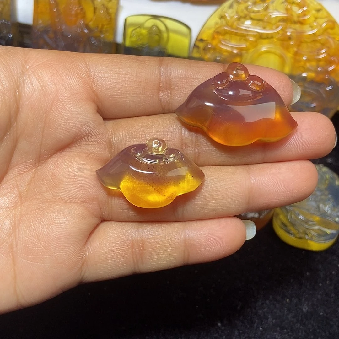 琥珀未镶嵌颈饰缅甸天然琥珀吊坠