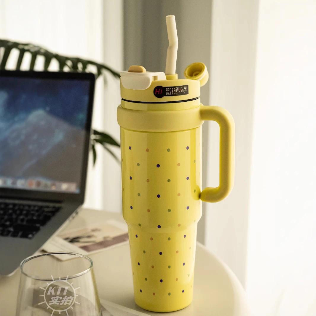 高颜值巨无霸水杯女生可爱保温杯大容量手提便携吸管保冷冰霸杯