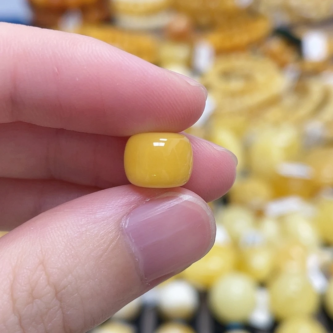 蜜蜡未镶嵌珠宝奇石老型珠满蜜鸡油黄9.9m m