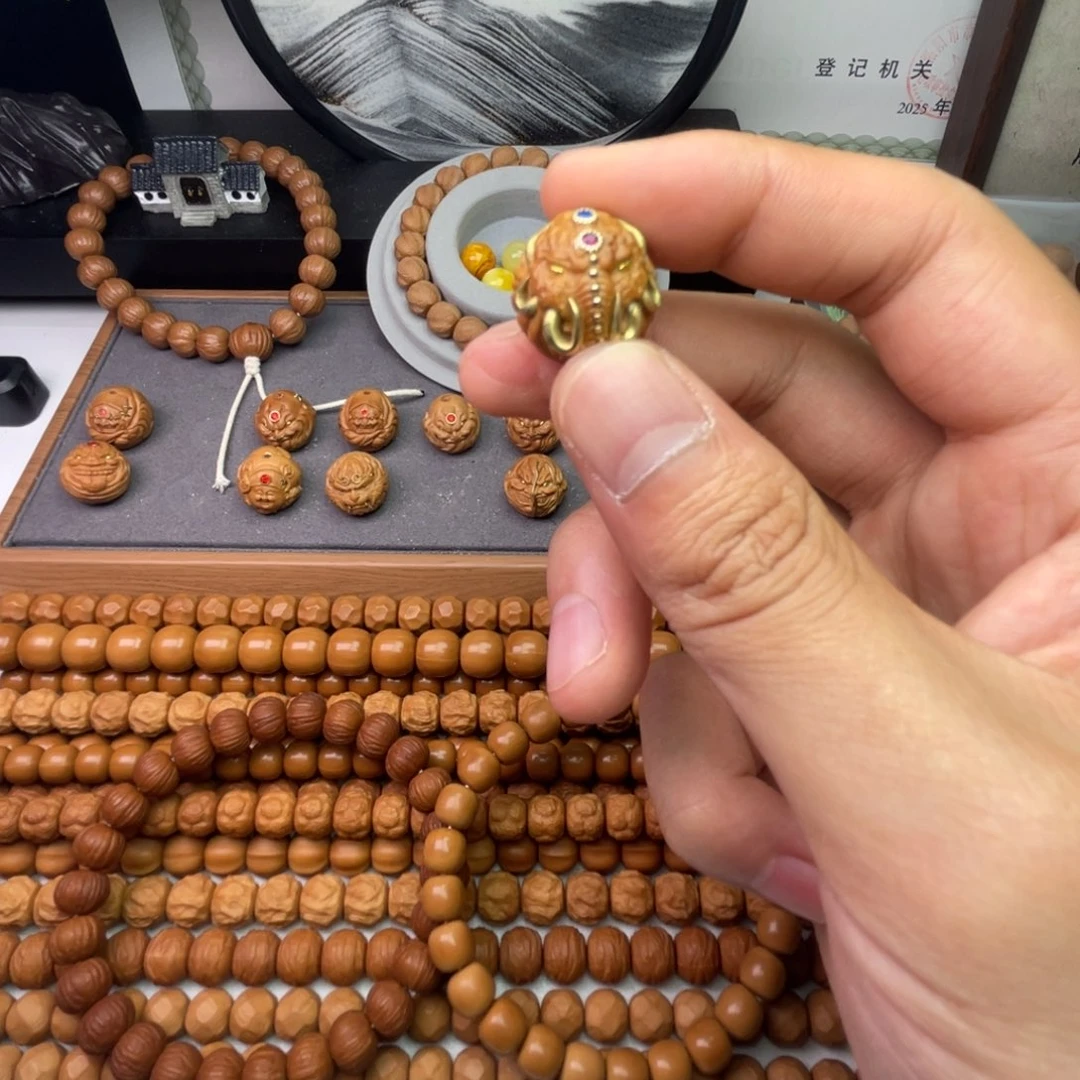 手串猴头核桃象神满镶