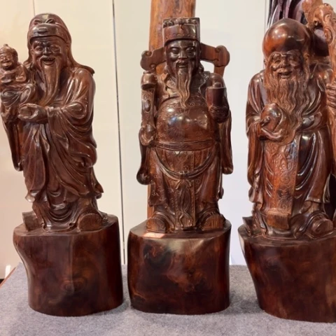 檀香紫檀（小叶紫檀）蚊*