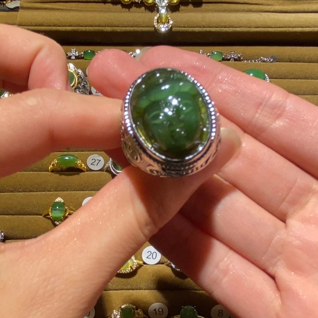 ᖇ***憾和田玉（碧玉）未镶嵌戒指