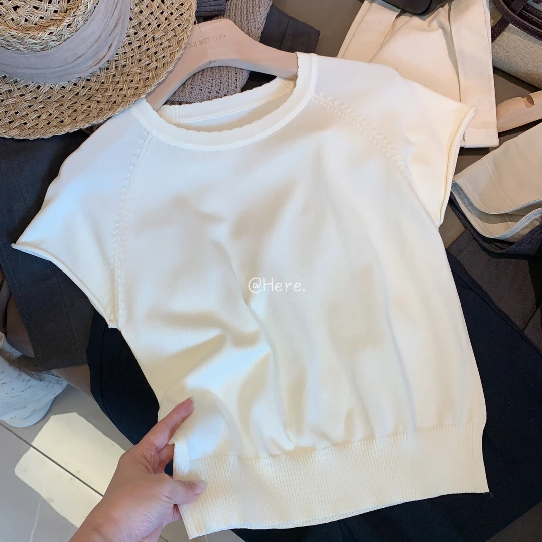 Here【冰凉夏日】敲舒服凉快极简百搭勾花领纸片人针织短袖上衣