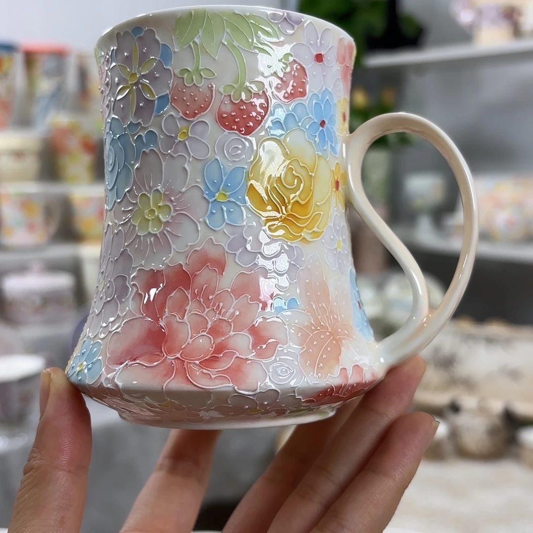 手绘创意高温釉下彩陶瓷