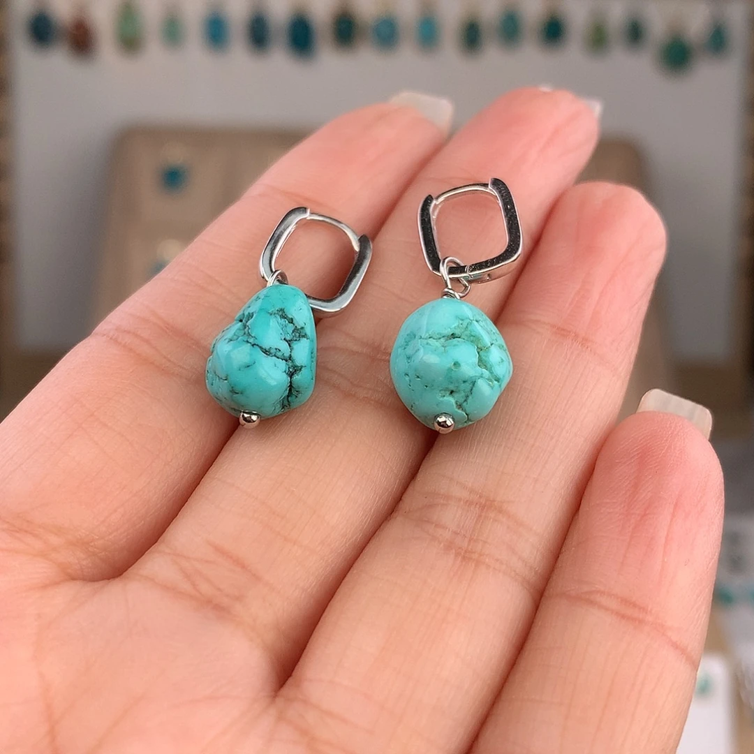 绿松石未镶嵌耳饰