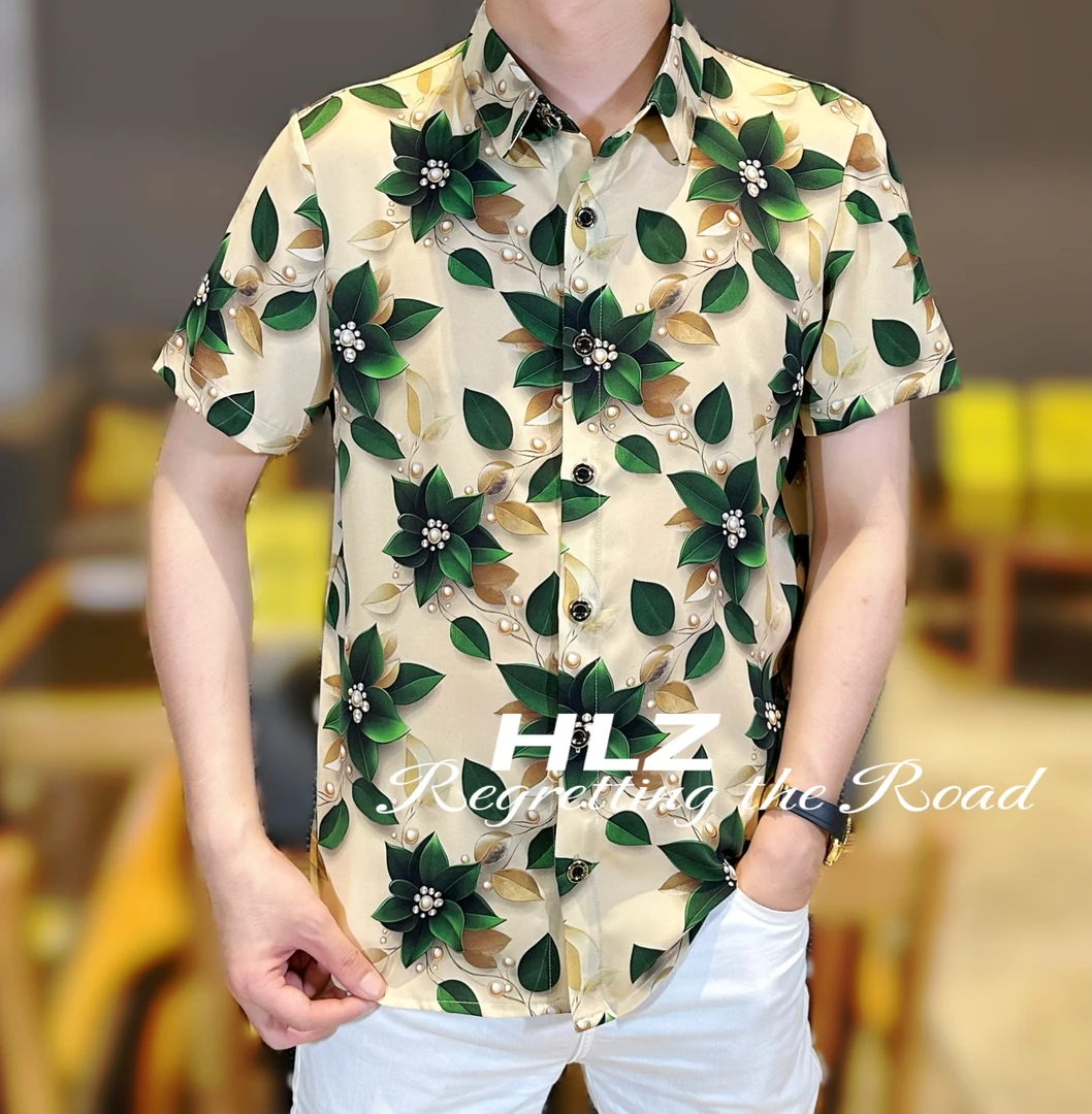 2025夏季新款男士时尚休闲薄款个性花朵图案纽扣款翻领短袖衬衫