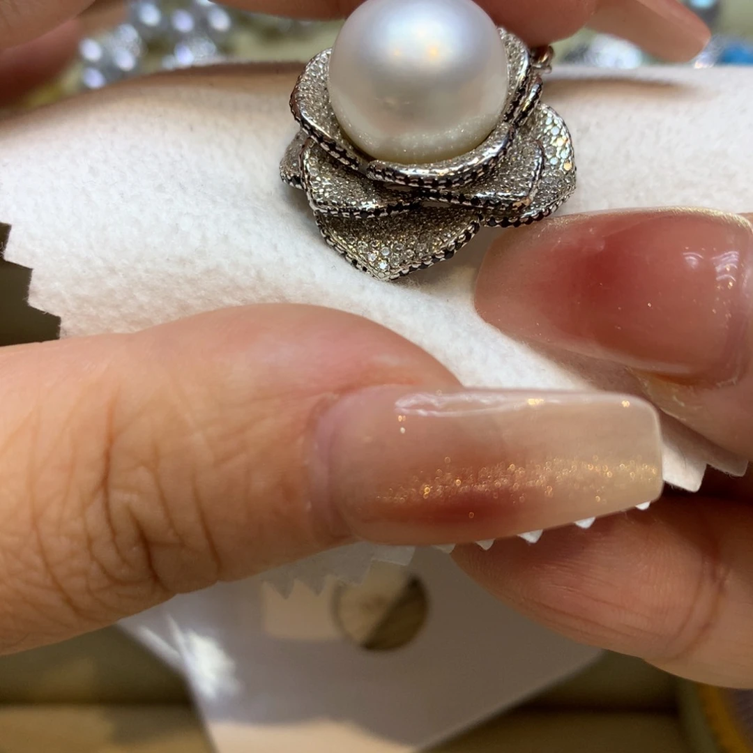 颈饰银S925镶嵌海水珍珠