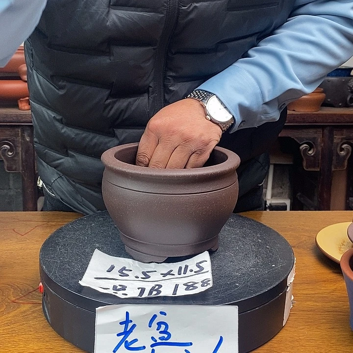 紫砂花盆货号一只JB188