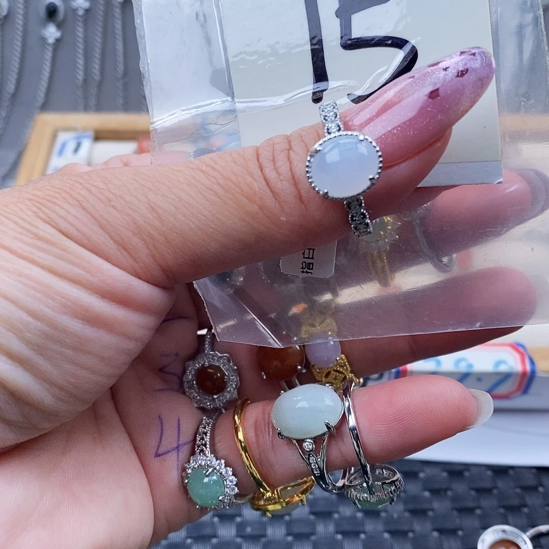 翡翠未镶嵌戒指缅甸