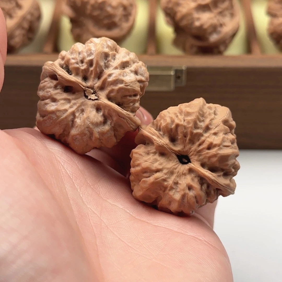 把件核桃延庆蛤蟆