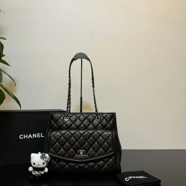 95新/香奈儿/包包/市场价42000/250213CZ0018