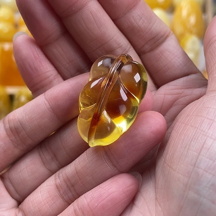 未镶嵌颈饰蜜蜡蜜蜡